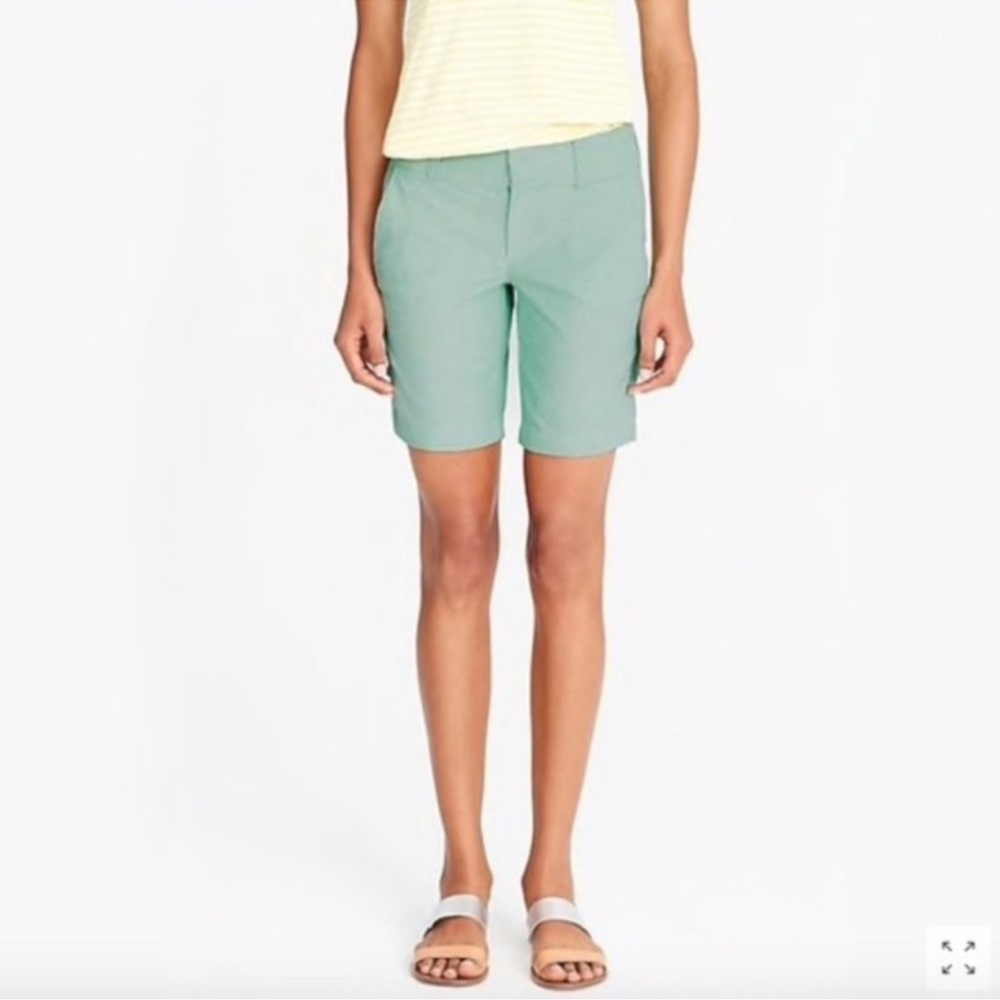 j.crew Frankie short in Oxford cloth green flat front modest medium rise